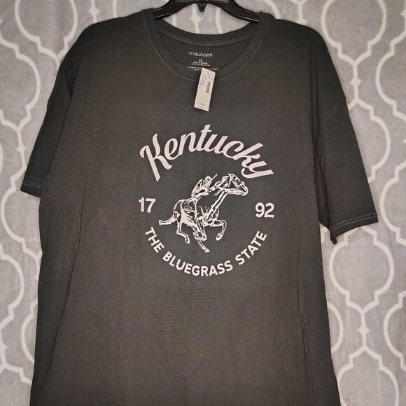NWT Maurices Women's Plus Size Relaxed Fit Graphic Tee KENTUCKY Size 2X - Picture 1 of 7